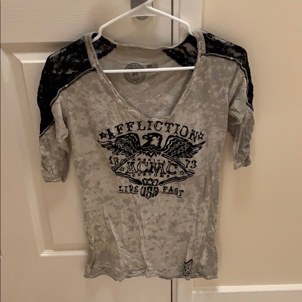 Affliction Women's Gray Graphic Top